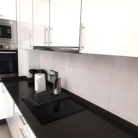 Duplex Deluxe. Terraza, Padel y Piscina Foz